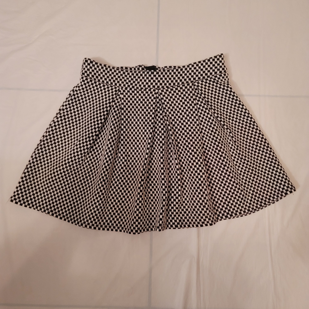Bethany Mota Checkered Skirt Size Medium